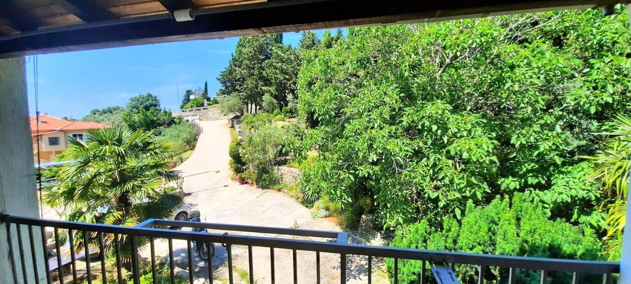 Apartmani Iskra Krk Town Εξωτερικό φωτογραφία